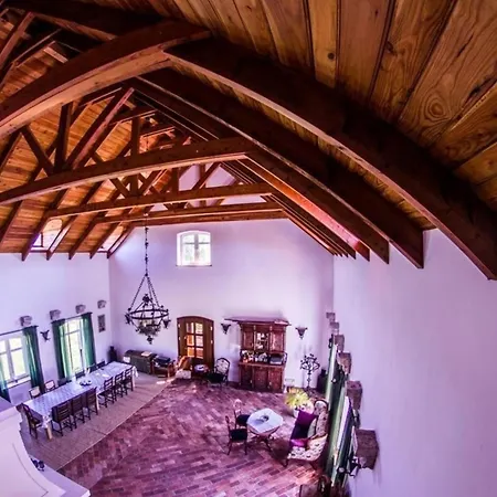 בית נופש In Szopa Mit Garten Und Terrasse Miechucino